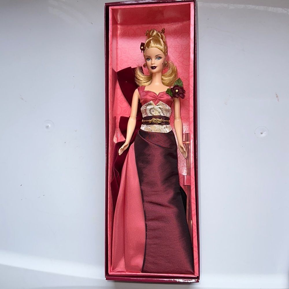 New in box Vtg 2003 Exotic Intrigue Barbie Collector Edition designed for Avon